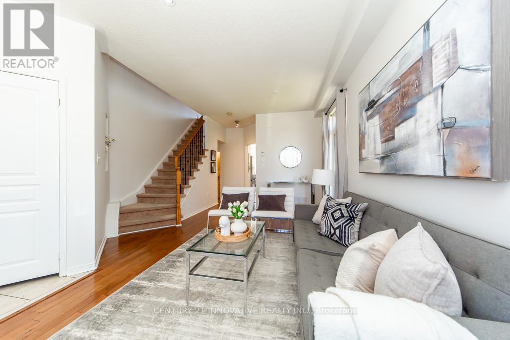 63 RAINBOW VALLEY CRESCENT - 7