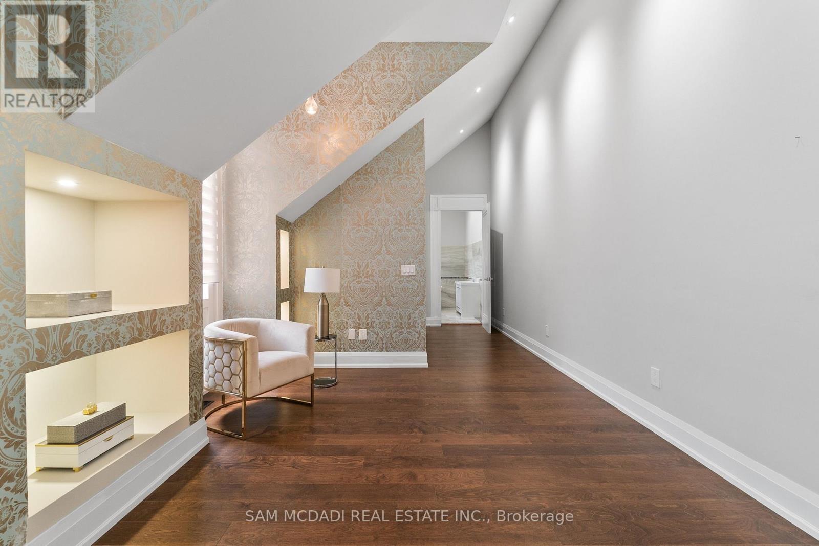 15 GLENVIEW HEIGHTS LANE - 26