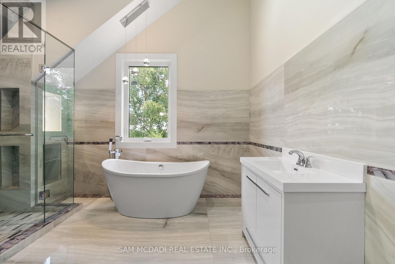 15 GLENVIEW HEIGHTS LANE - 28