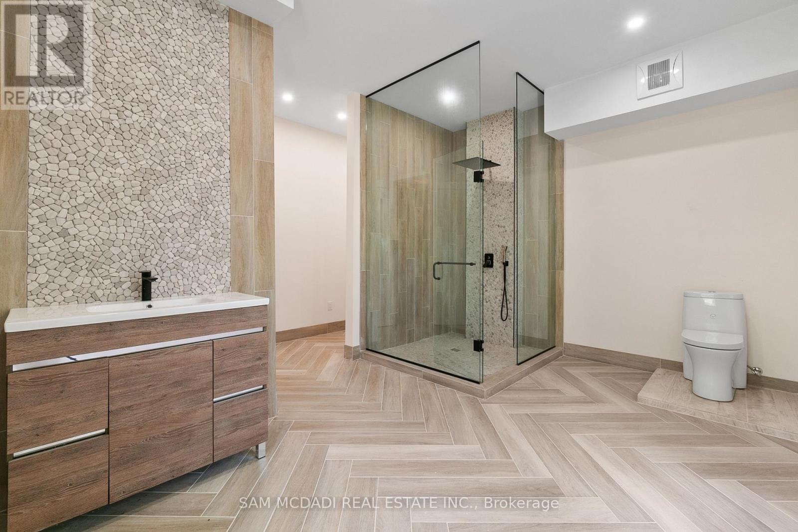 15 GLENVIEW HEIGHTS LANE - 43