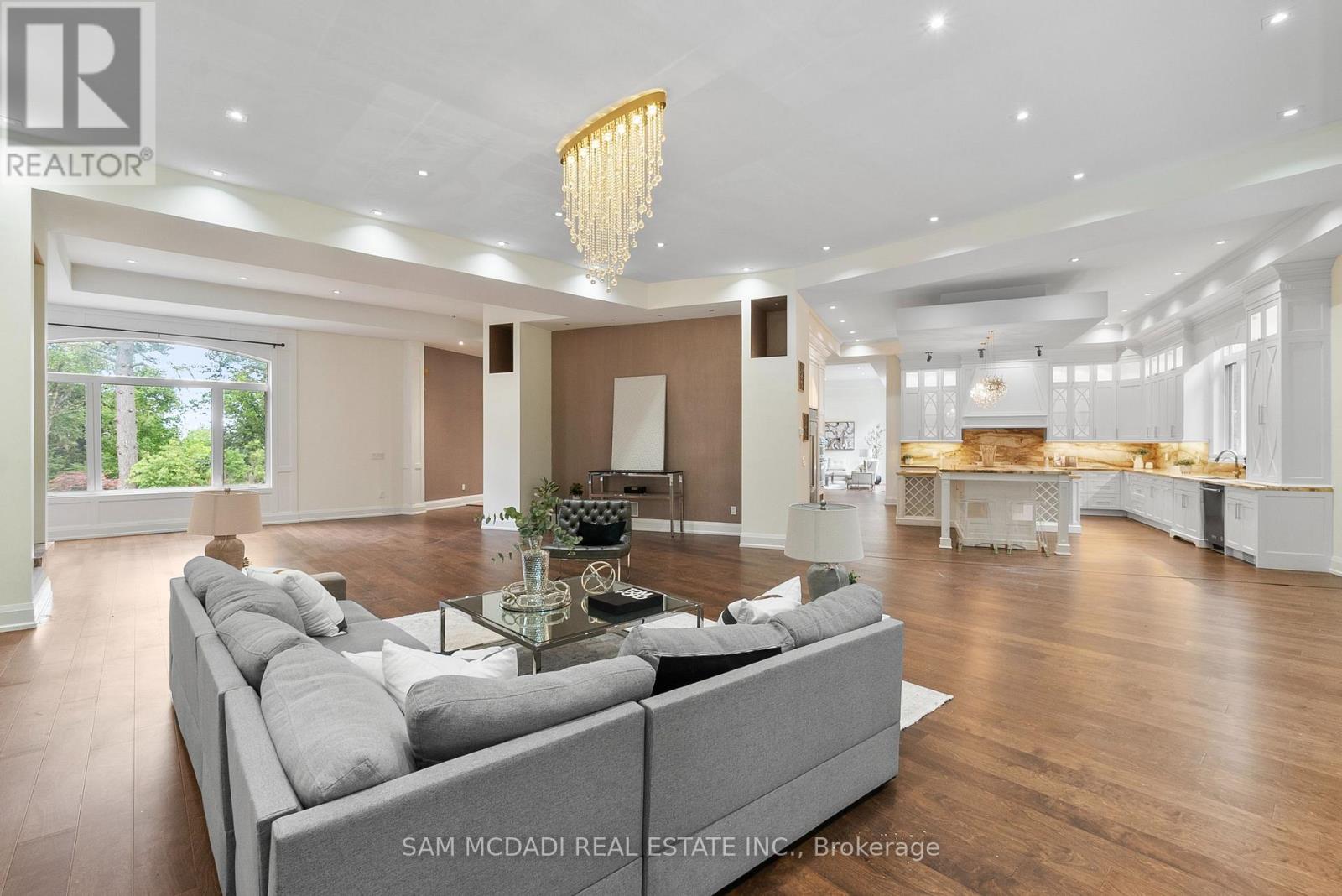 15 GLENVIEW HEIGHTS LANE - 8