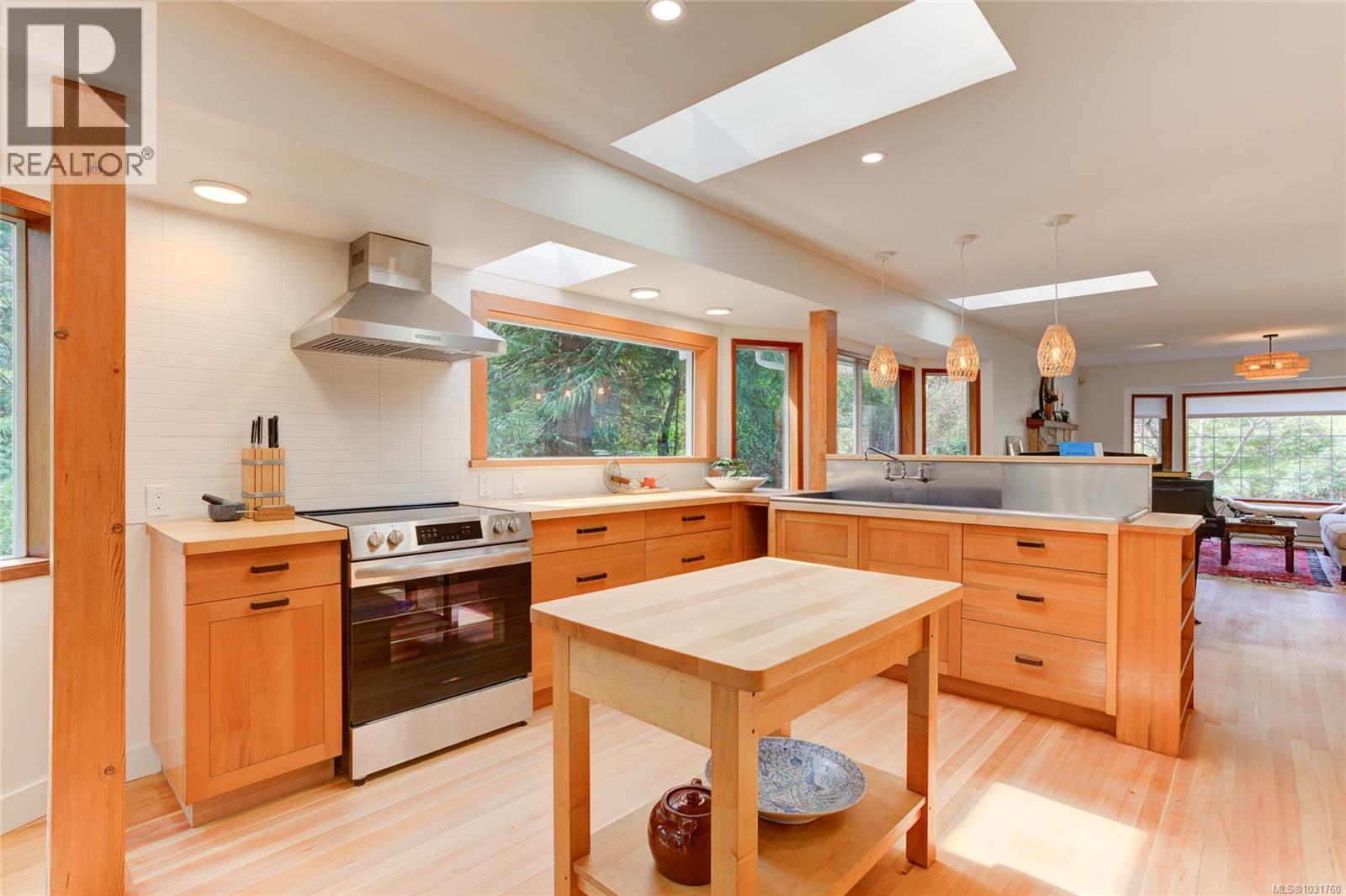 4773 FAIRBRIDGE DR - 5