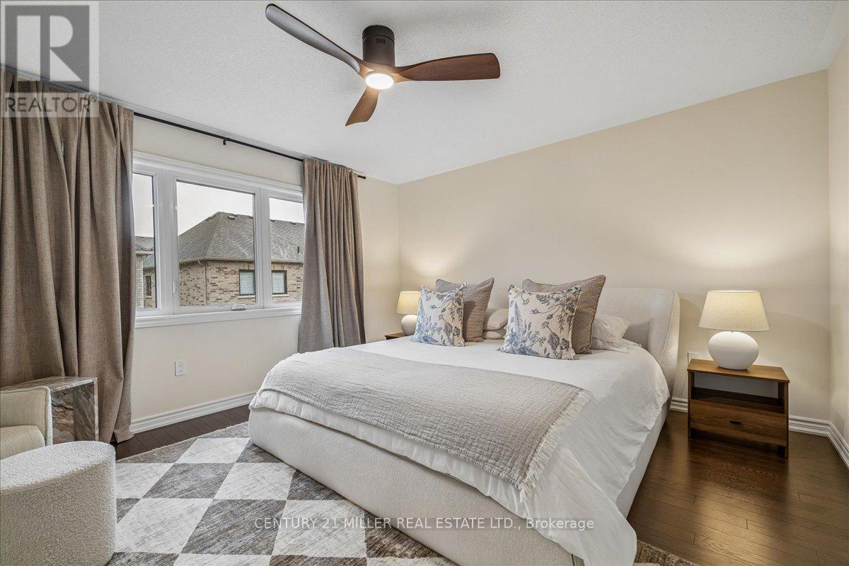 333 THIMBLEWEED COURT - 26