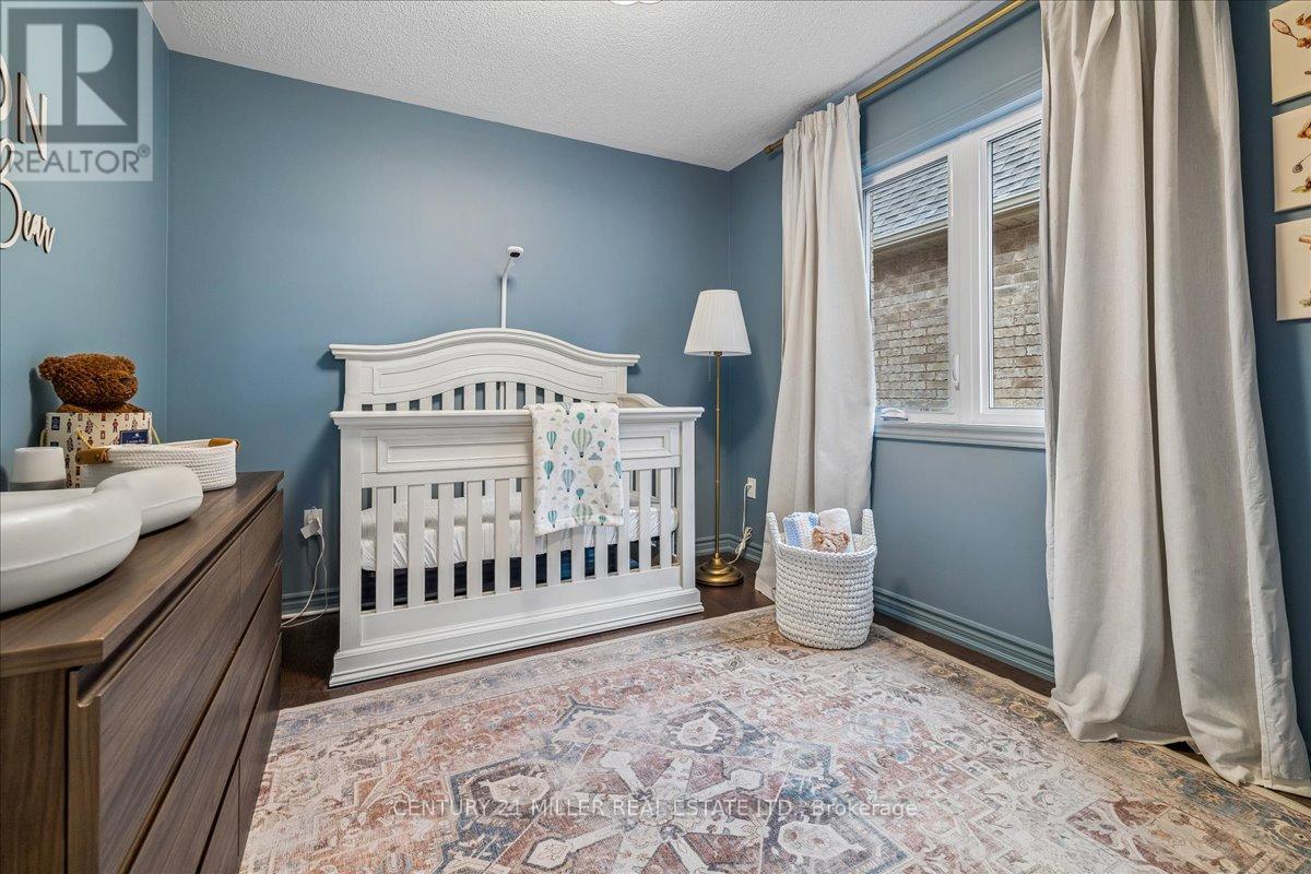 333 THIMBLEWEED COURT - 36