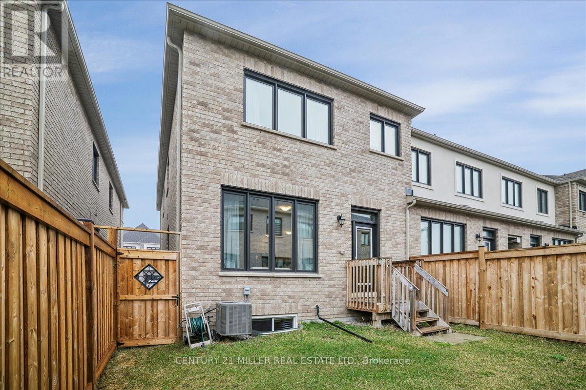 333 THIMBLEWEED COURT - 40