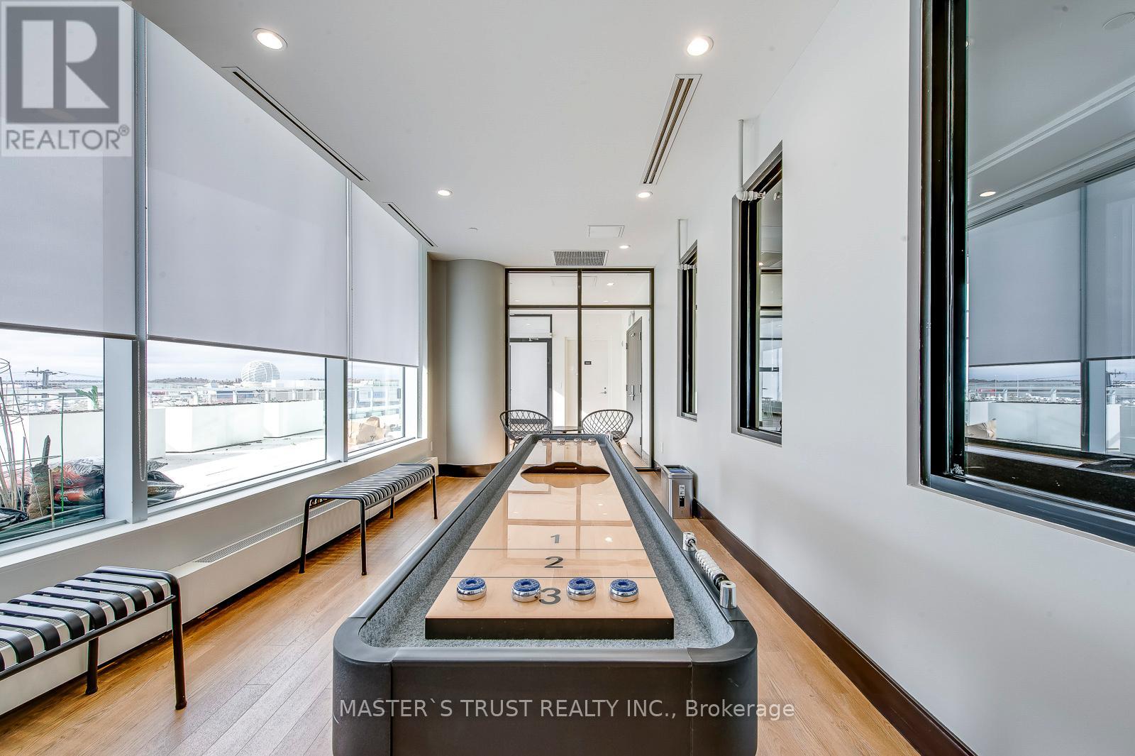 #1804 2520 EGLINTON AVENUE W - 34