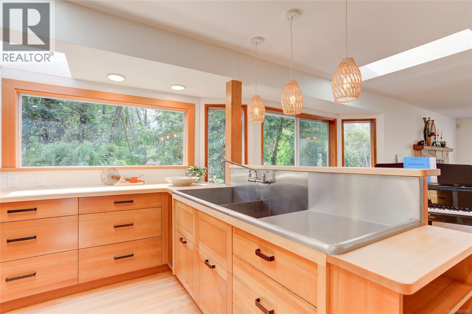 4773 FAIRBRIDGE DR - 11