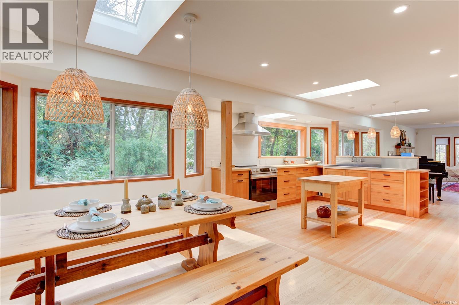 4773 FAIRBRIDGE DR - 7