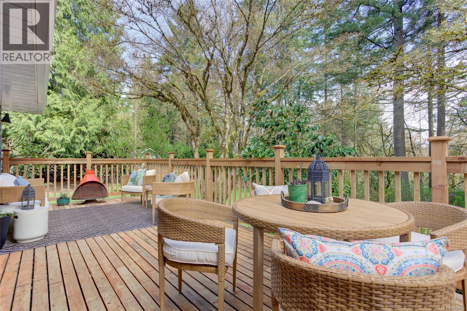 4773 FAIRBRIDGE DR - 36