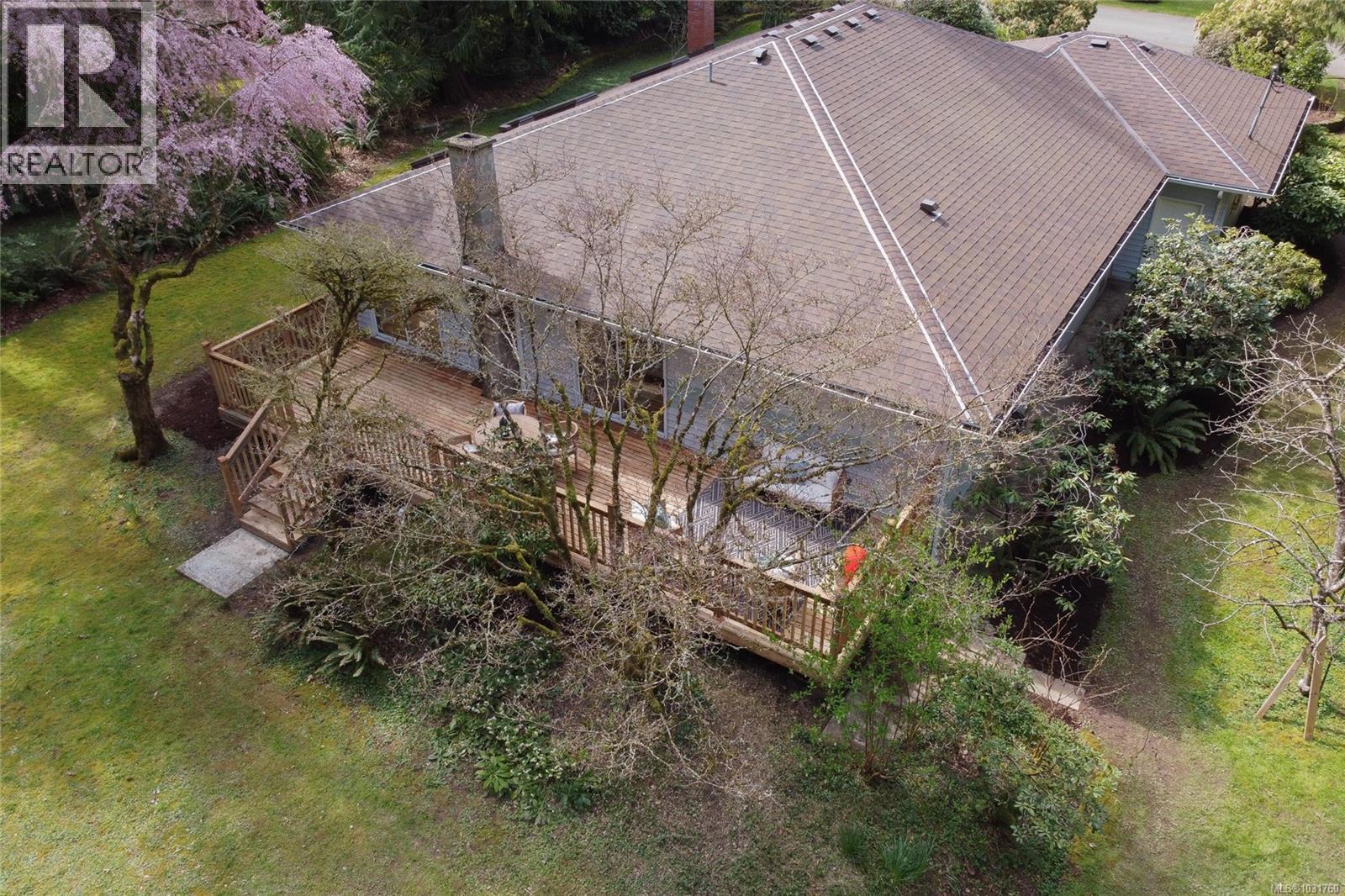 4773 FAIRBRIDGE DR - 55