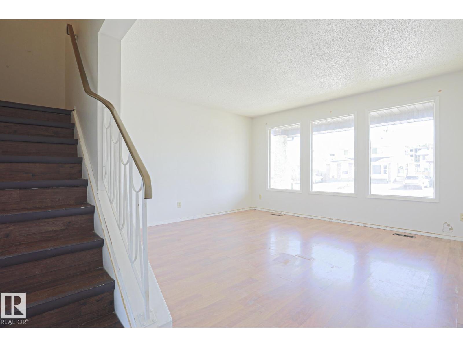 13818 114 ST NW NW, Edmonton