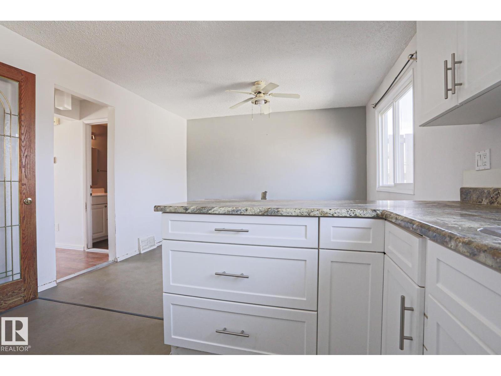 13818 114 ST NW NW, Edmonton