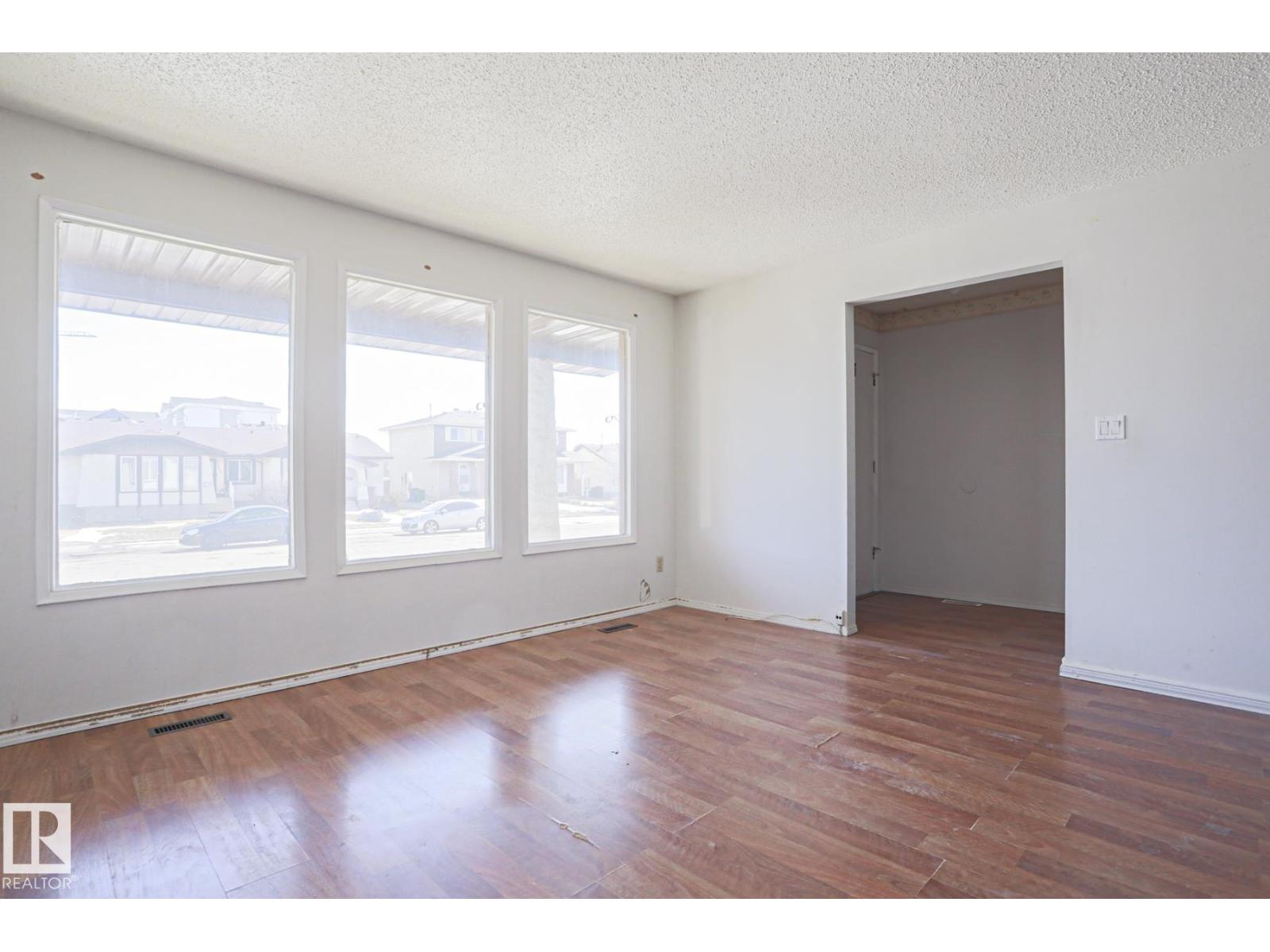 13818 114 ST NW NW, Edmonton