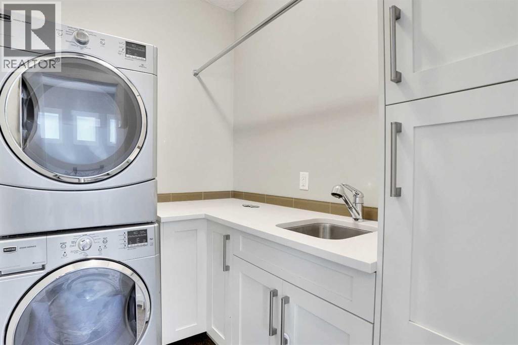 
          235 11 Avenue Northeast
            <br/>
            <span>Calgary</span>
            , 
            <span>AB</span>
             <span>T2E0Y9</span>
         - Photo 24