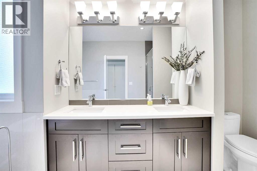 
          235 11 Avenue Northeast
            <br/>
            <span>Calgary</span>
            , 
            <span>AB</span>
             <span>T2E0Y9</span>
         - Photo 17