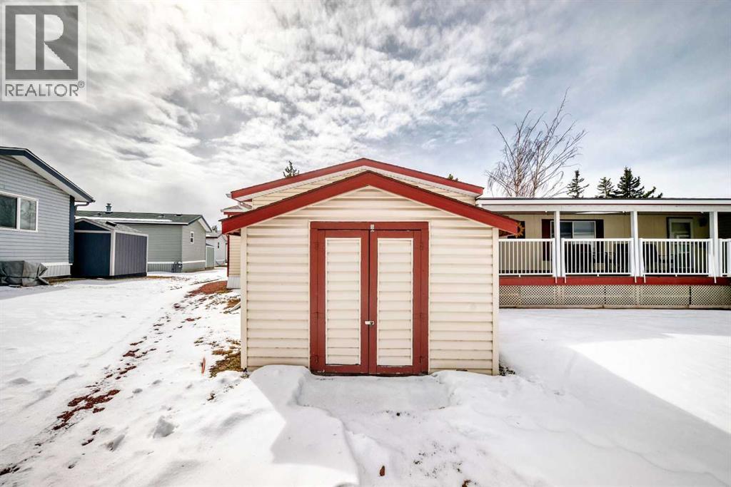 Single Family House Mobile Home for Sale in  Burroughs Circle NE Monterey Park Calgary 