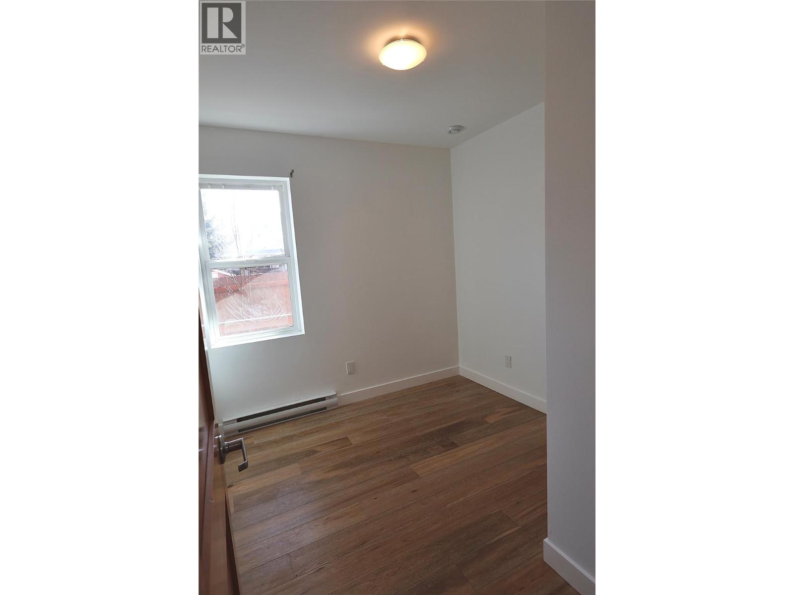 #B 503 10TH STREET S - 21