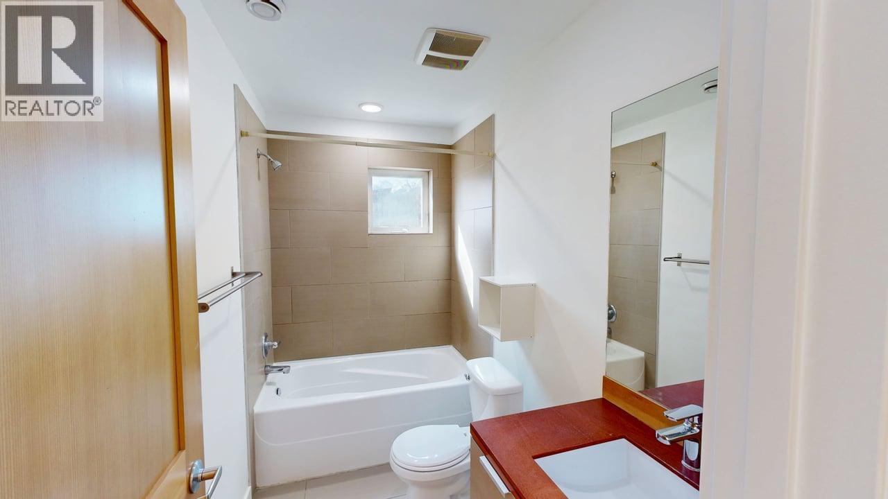 #B 503 10TH STREET S - 24