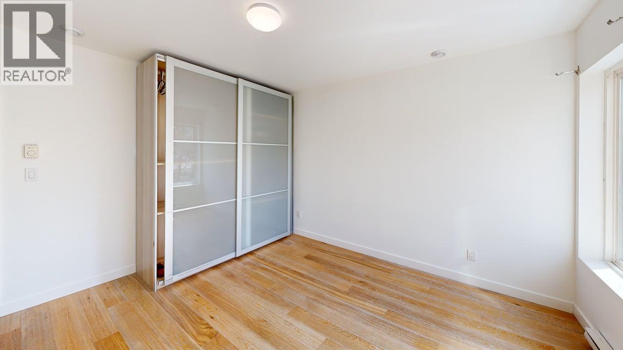 #B 503 10TH STREET S - 25