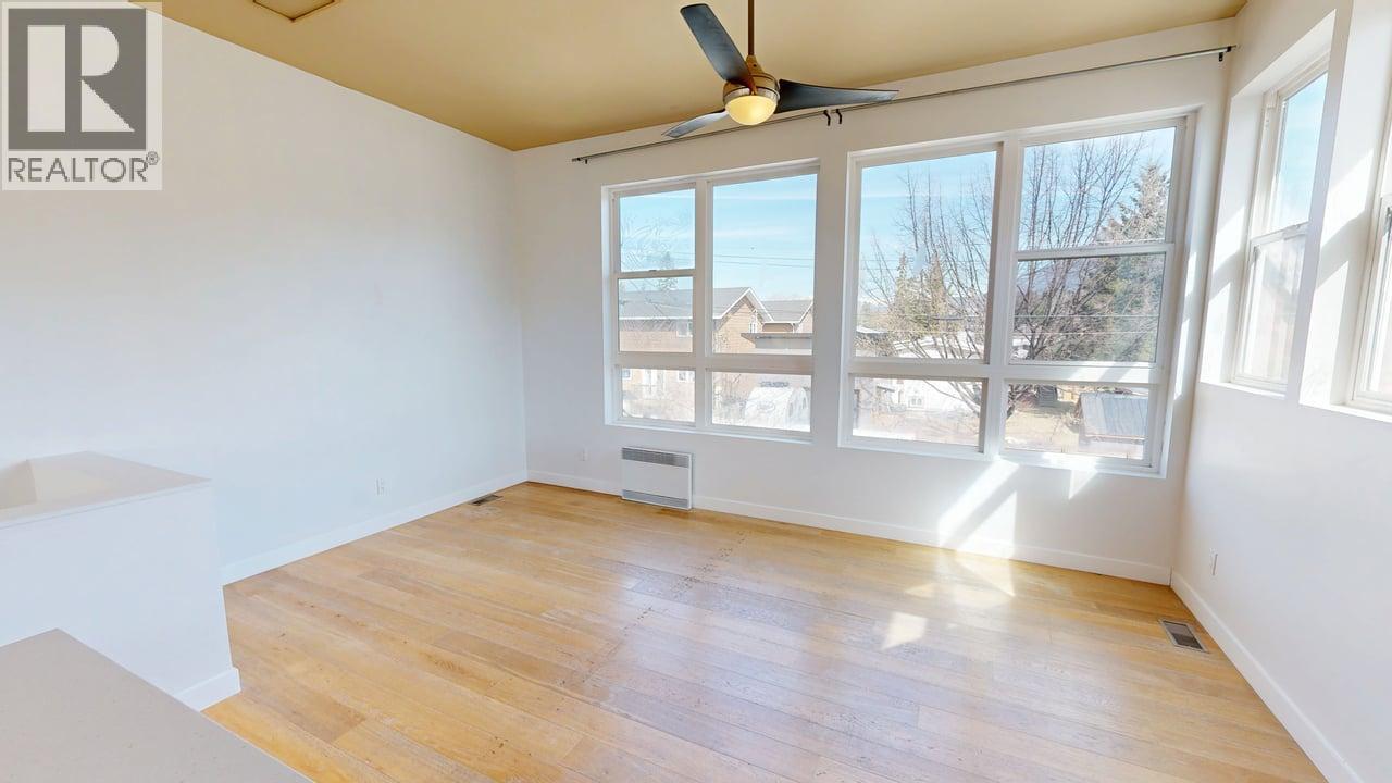 #B 503 10TH STREET S - 6