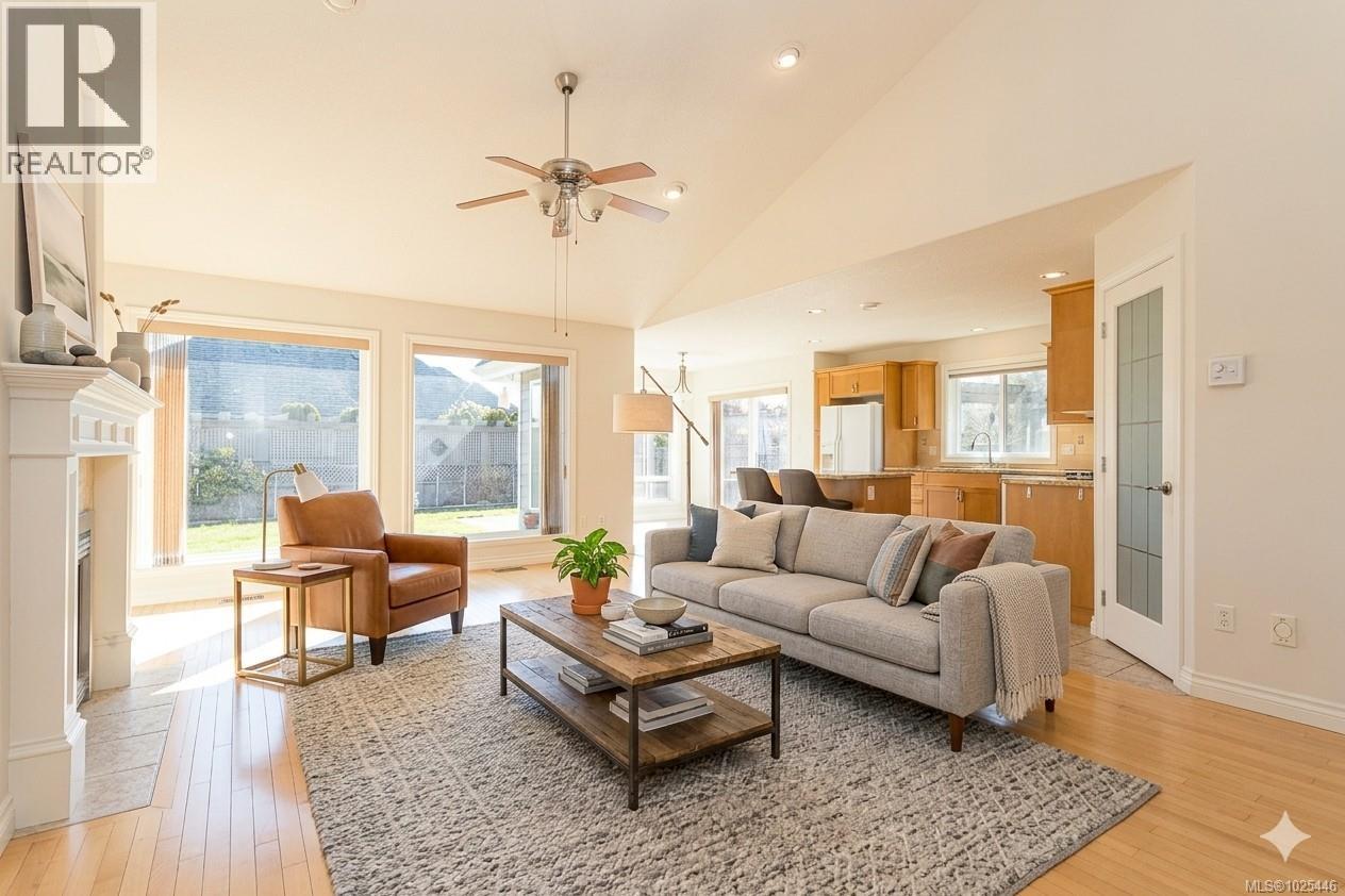 619 MORNINGSTAR DR - 2