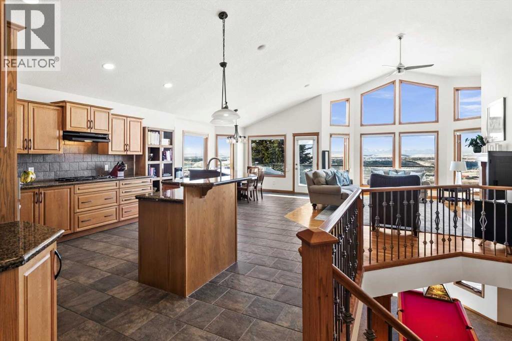 180 Gleneagles View, Cochrane