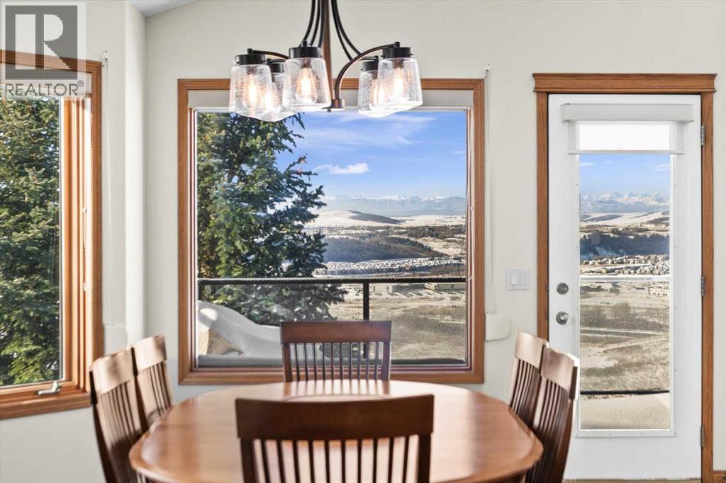 180 Gleneagles View, Cochrane