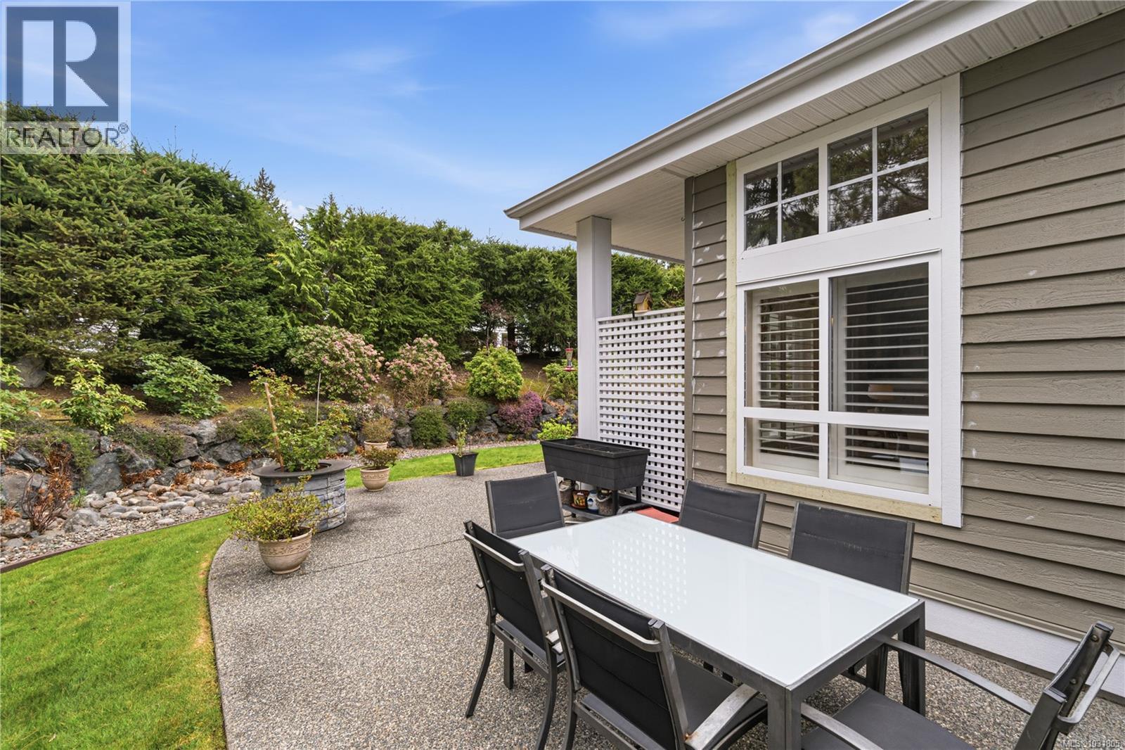 1376 BRITANNIA DR - 23