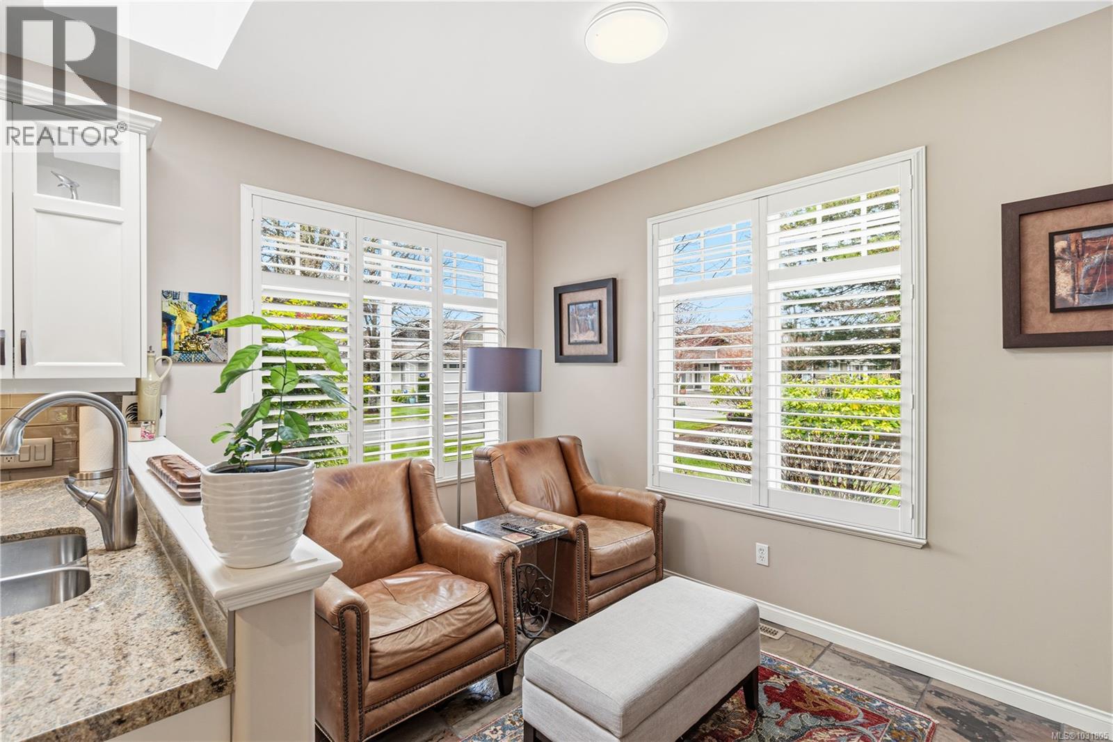 1376 BRITANNIA DR - 6