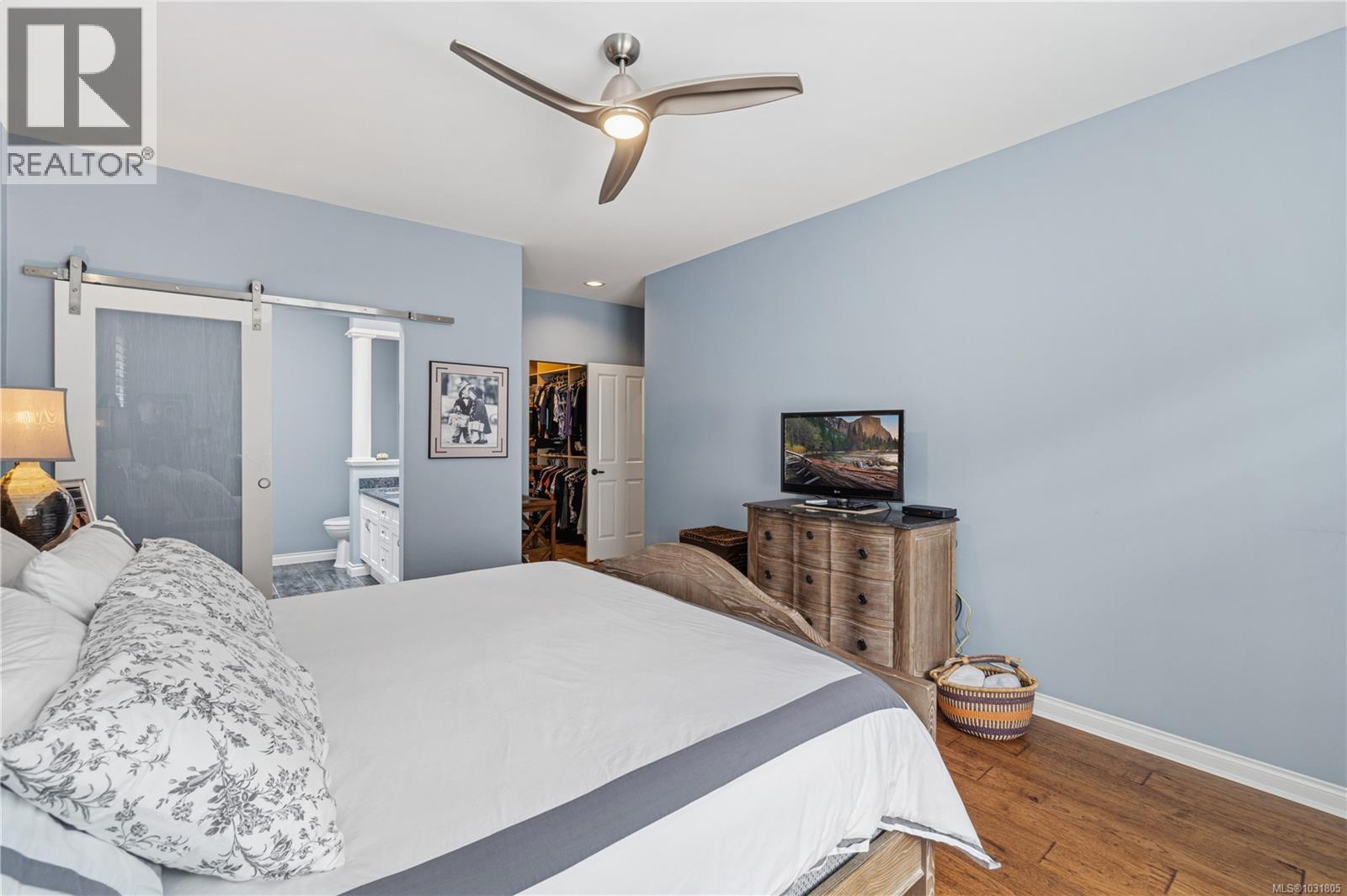 1376 BRITANNIA DR - 20