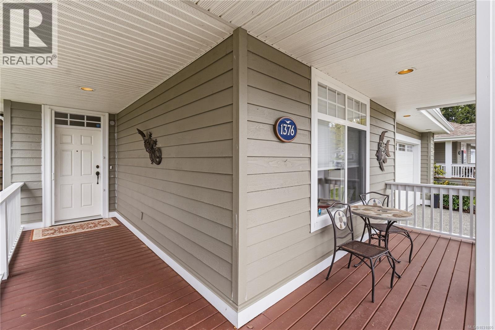 1376 BRITANNIA DR - 35