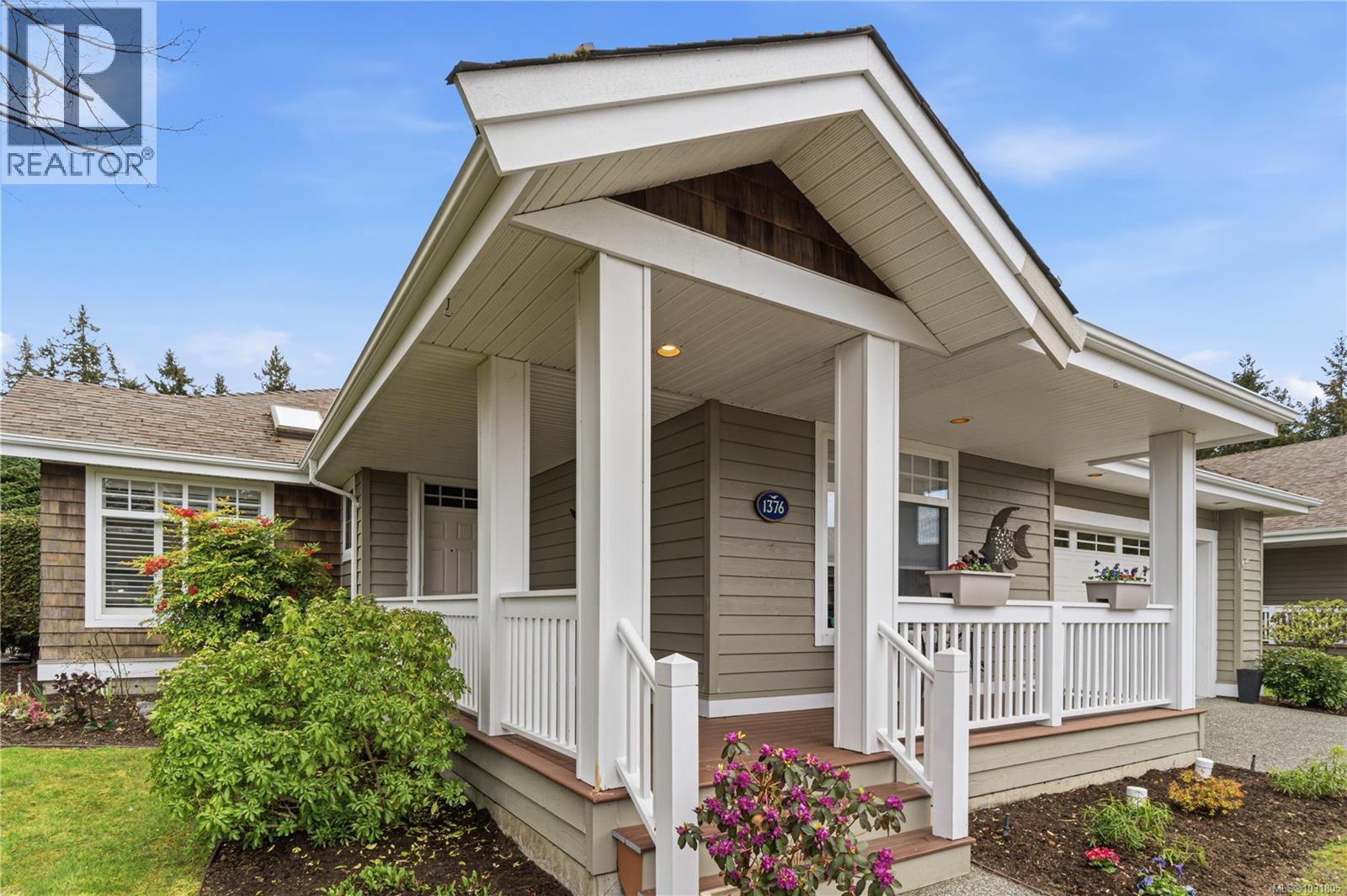 1376 BRITANNIA DR - 34