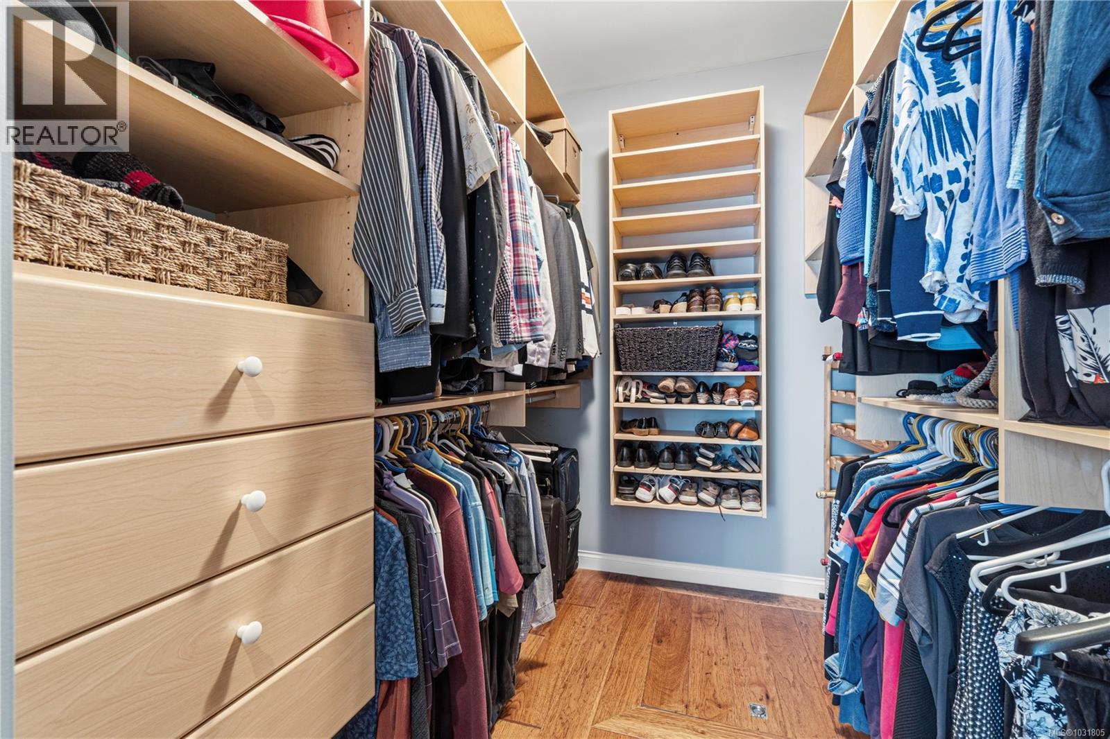 1376 BRITANNIA DR - 21