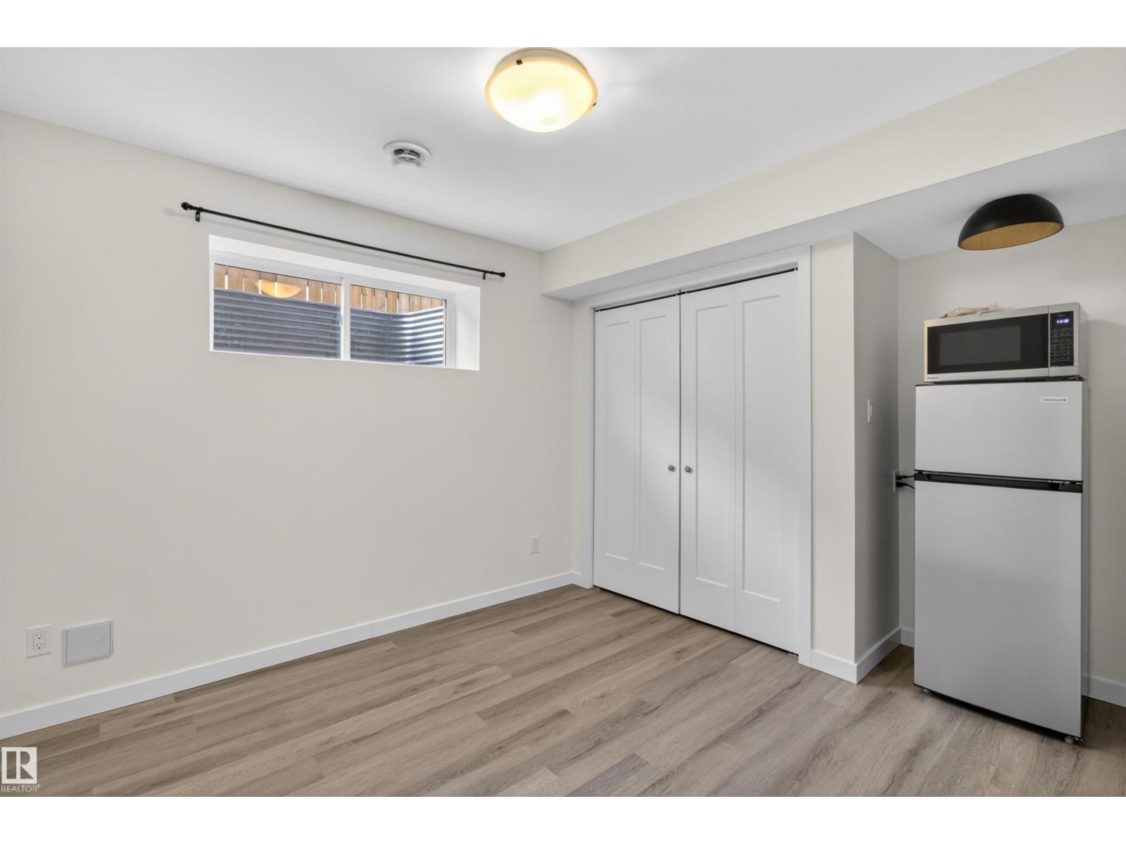 42 PRESCOTT BV, Spruce Grove