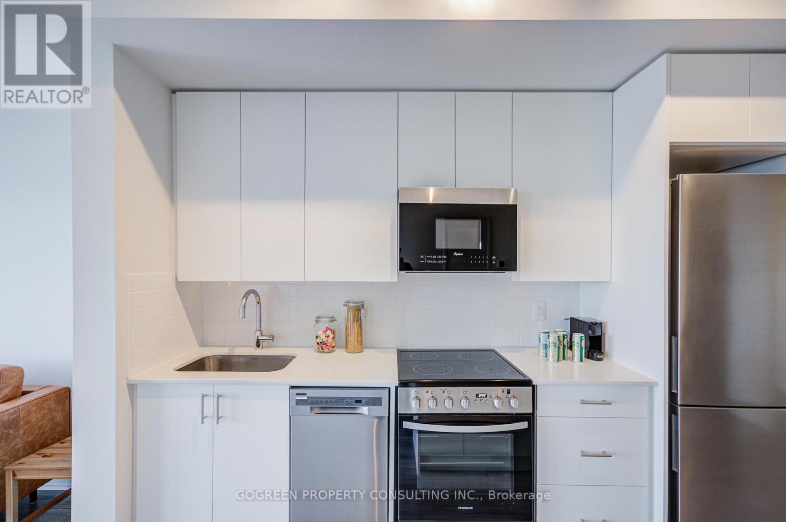 #2607 15 ELLERSLIE AVENUE - 16