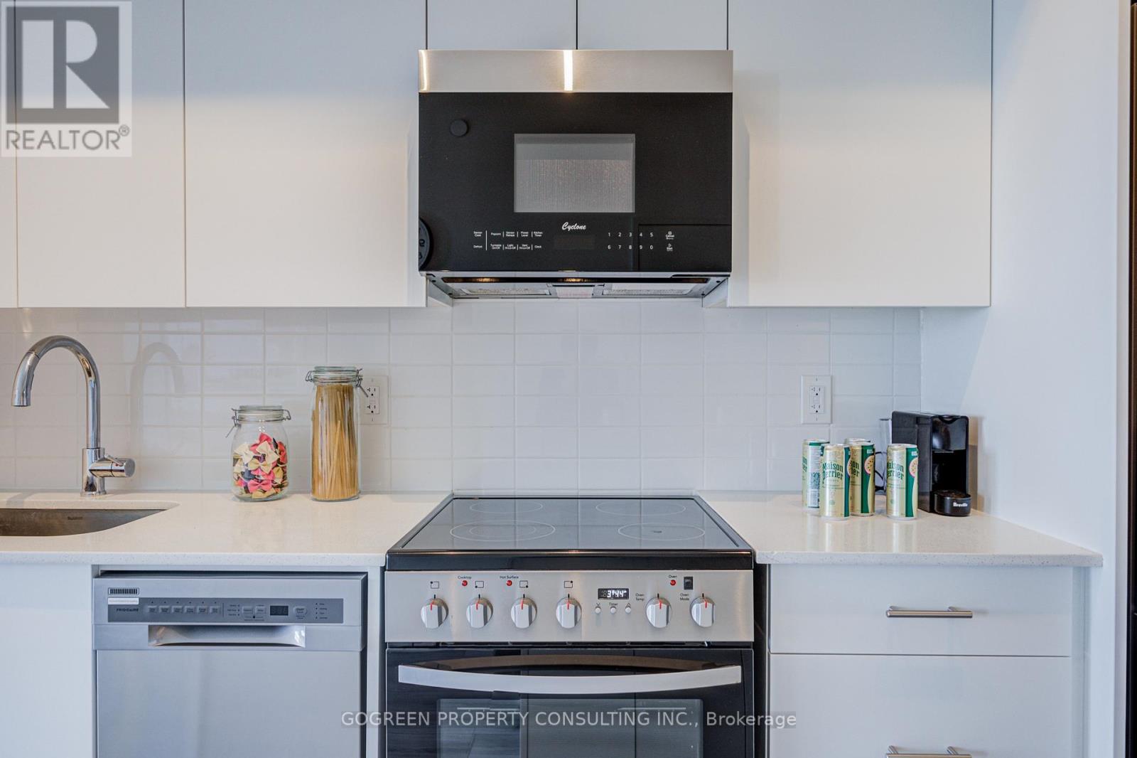 #2607 15 ELLERSLIE AVENUE - 18