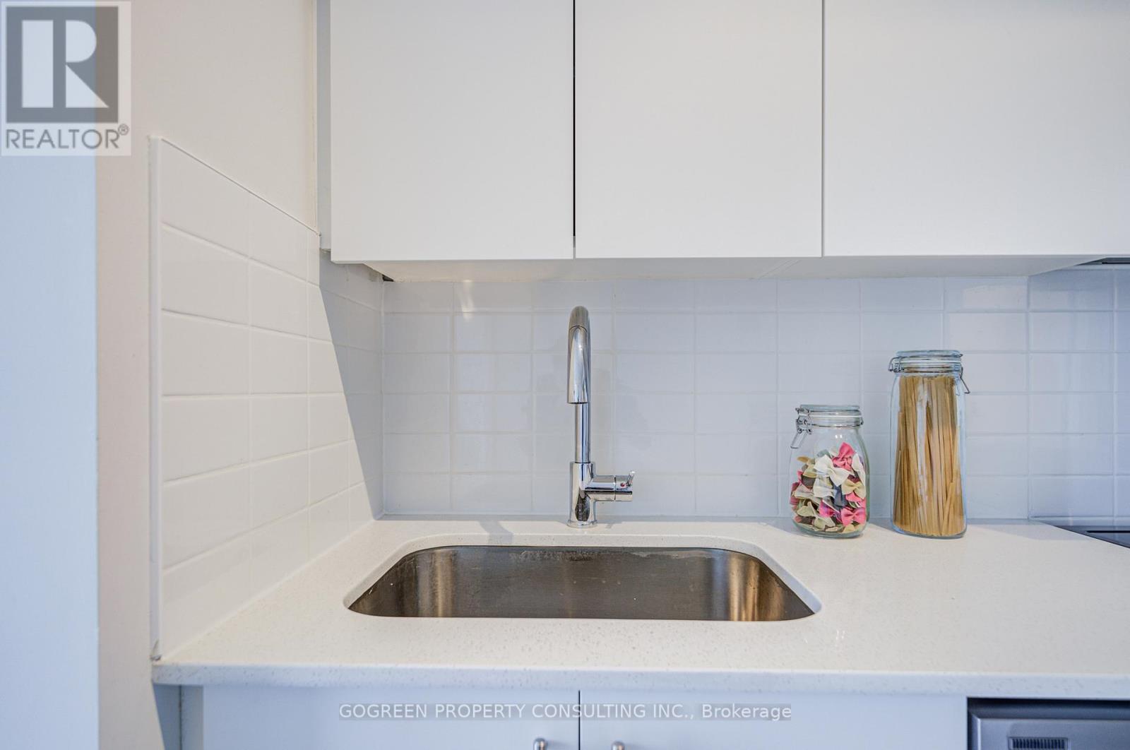 #2607 15 ELLERSLIE AVENUE - 19