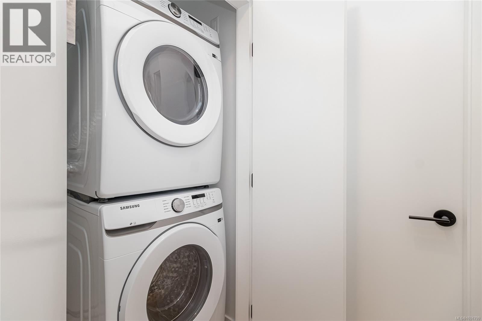 #310 3564B RYDER HESJEDAL WAY - 19