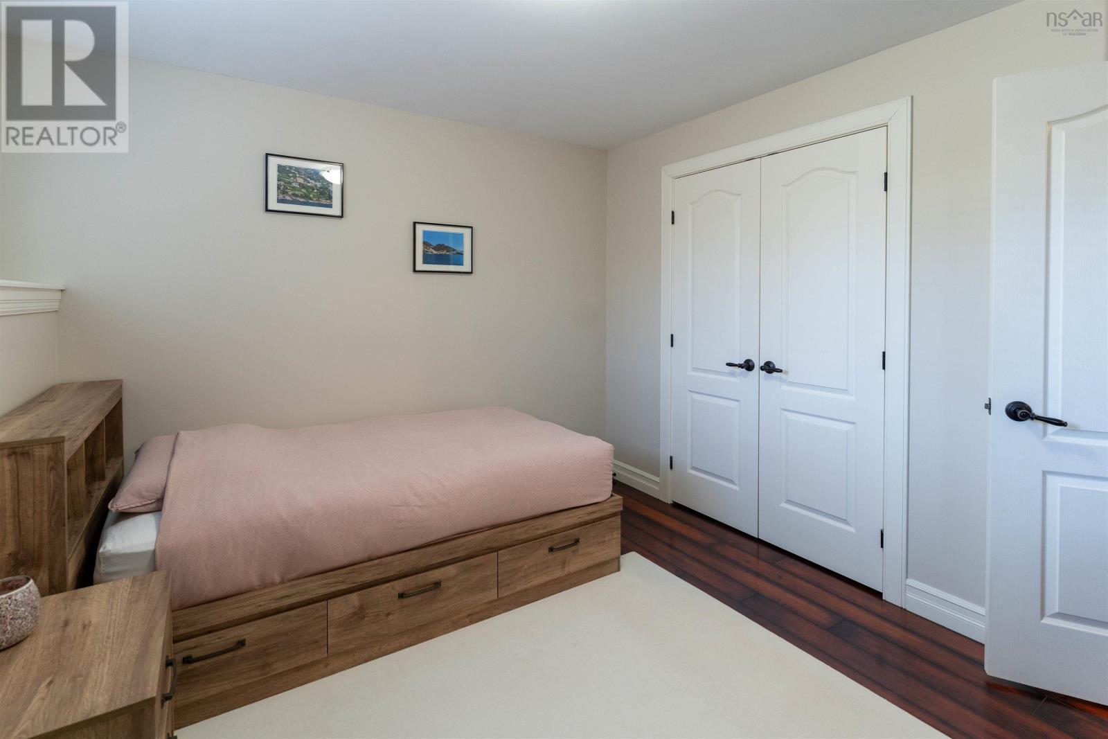 Property 20 of 44 of 52 Argus Drive