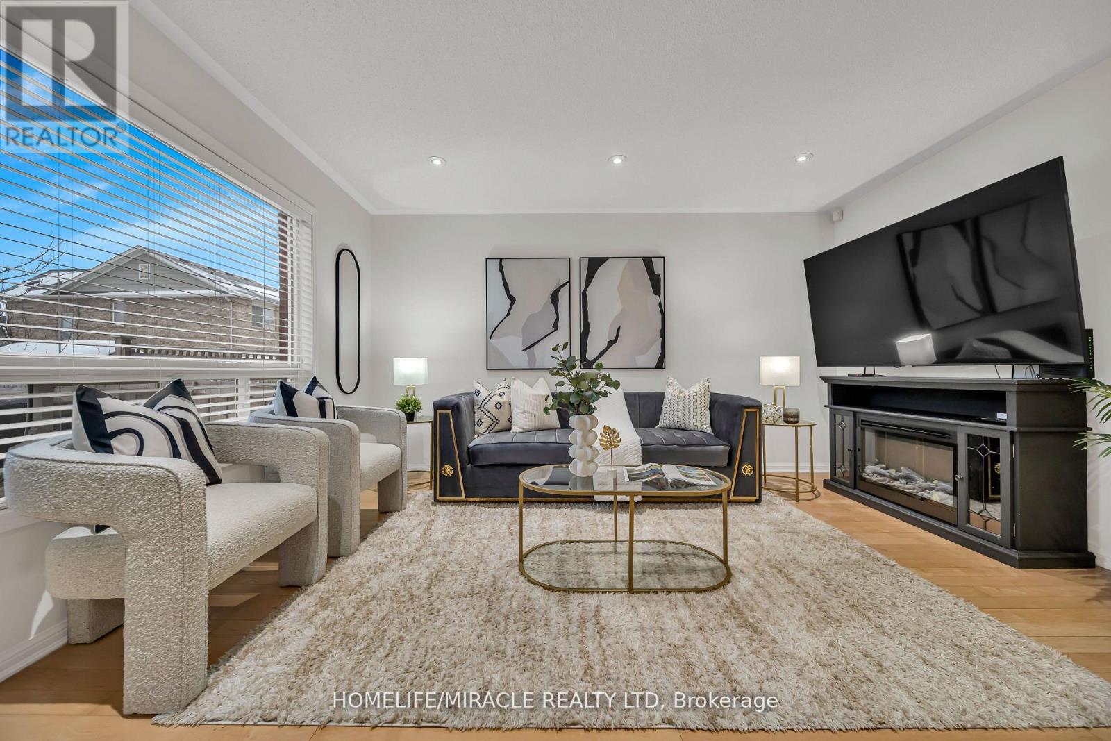 810 HEPBURN ROAD - 12