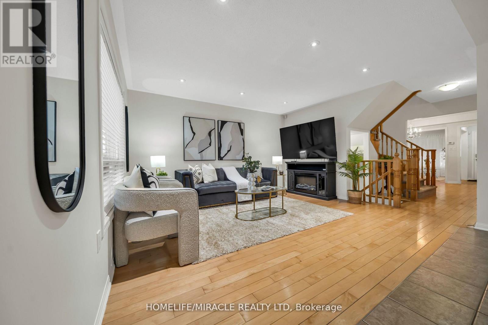 810 HEPBURN ROAD - 13