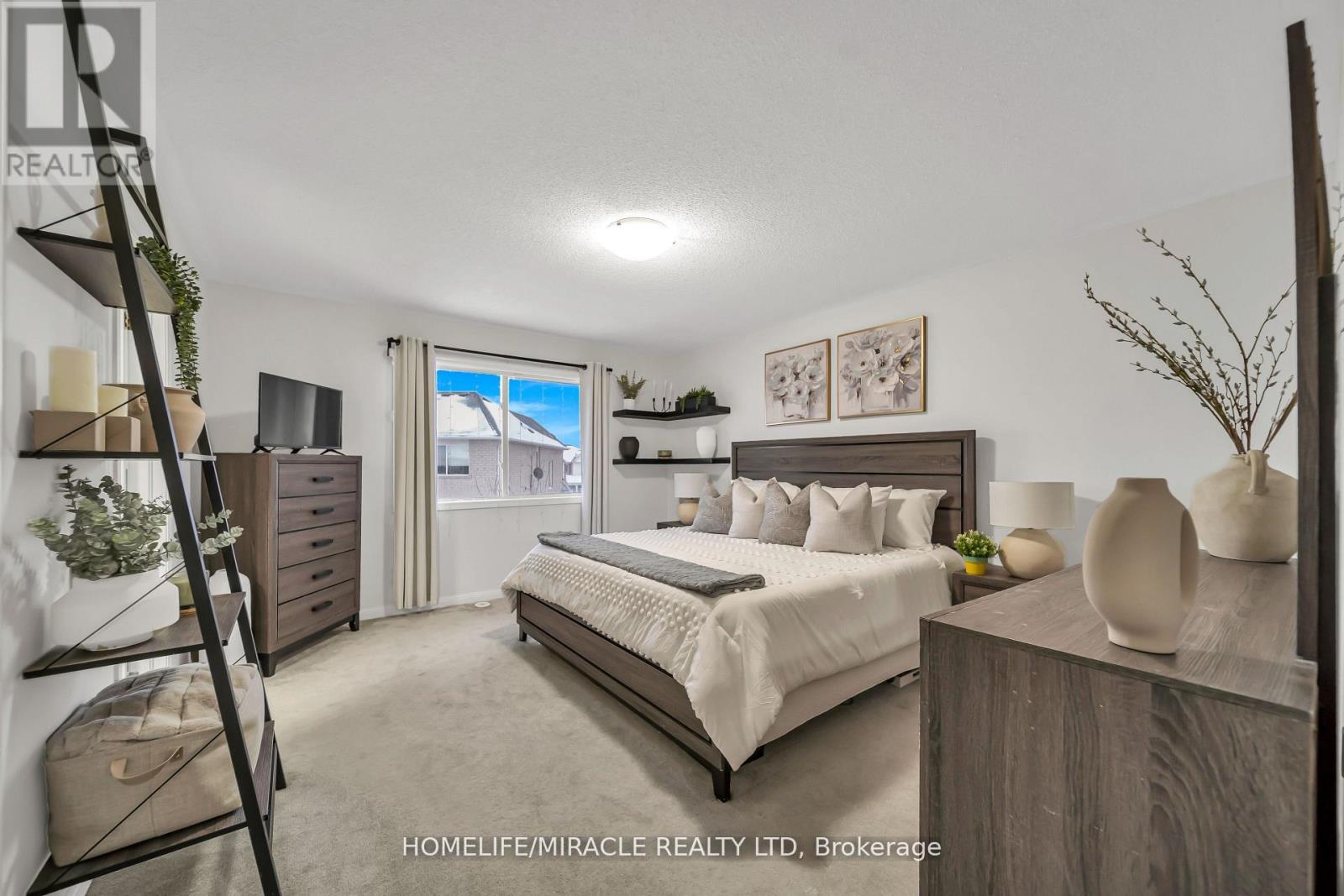 810 HEPBURN ROAD - 25