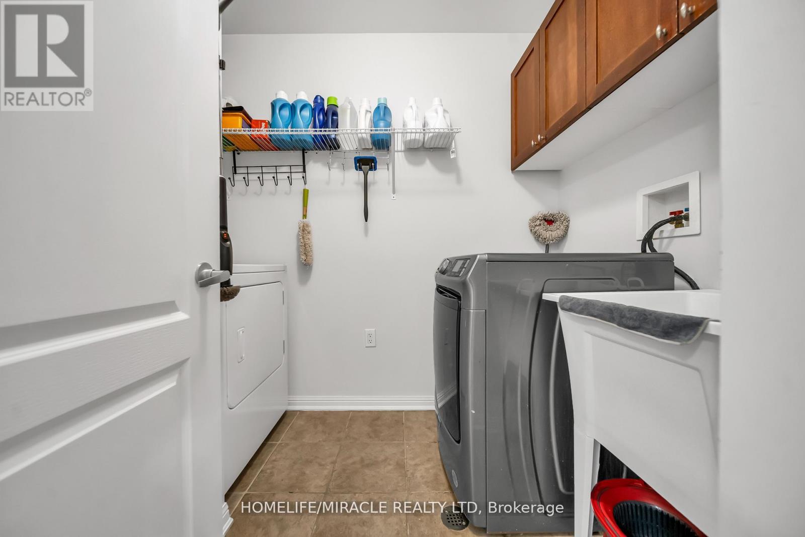 810 HEPBURN ROAD - 29