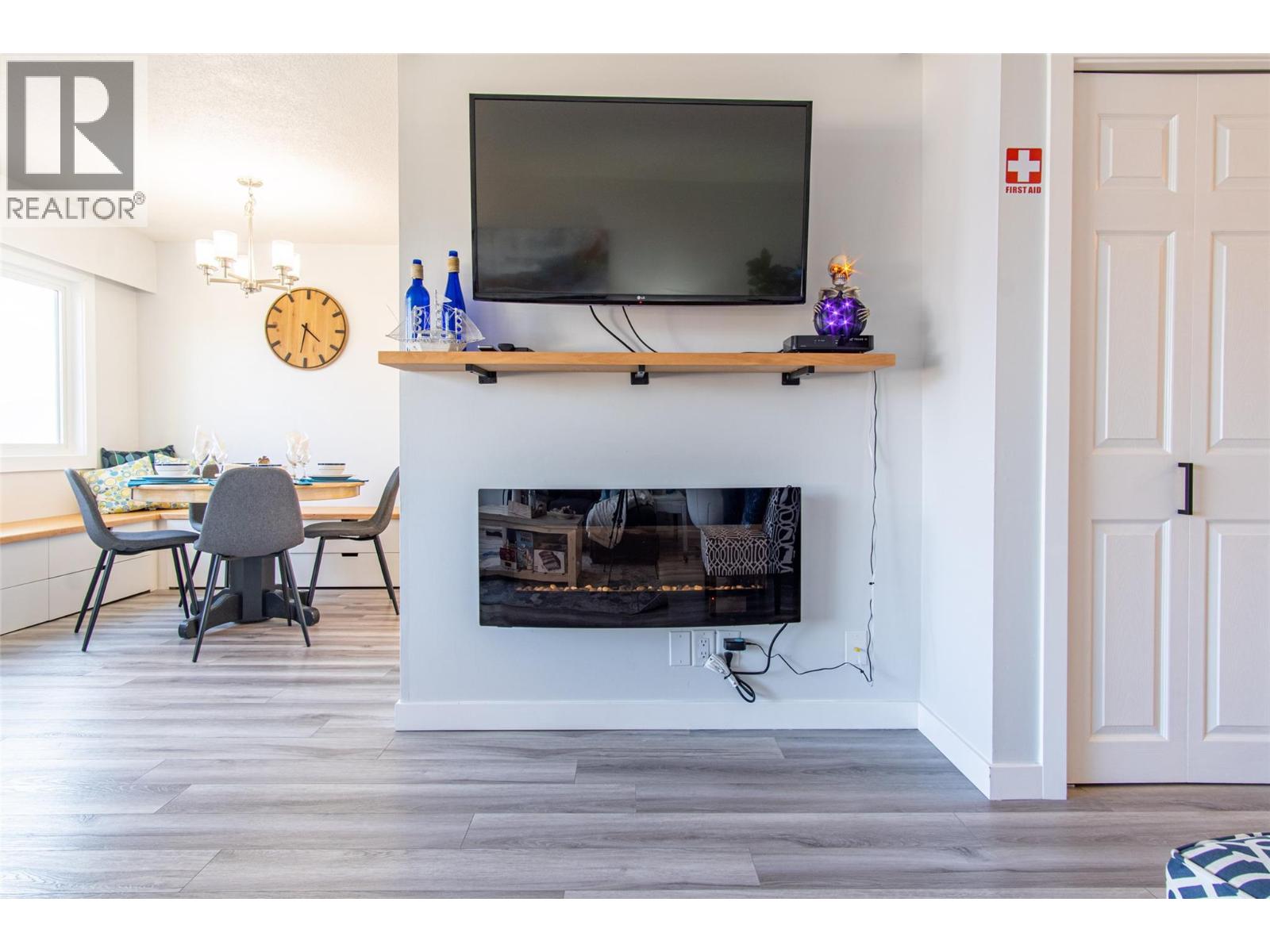 5192 HUSTON ROAD - 43