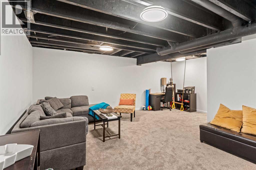 333 MAHOGANY BOULEVARD SE - 34