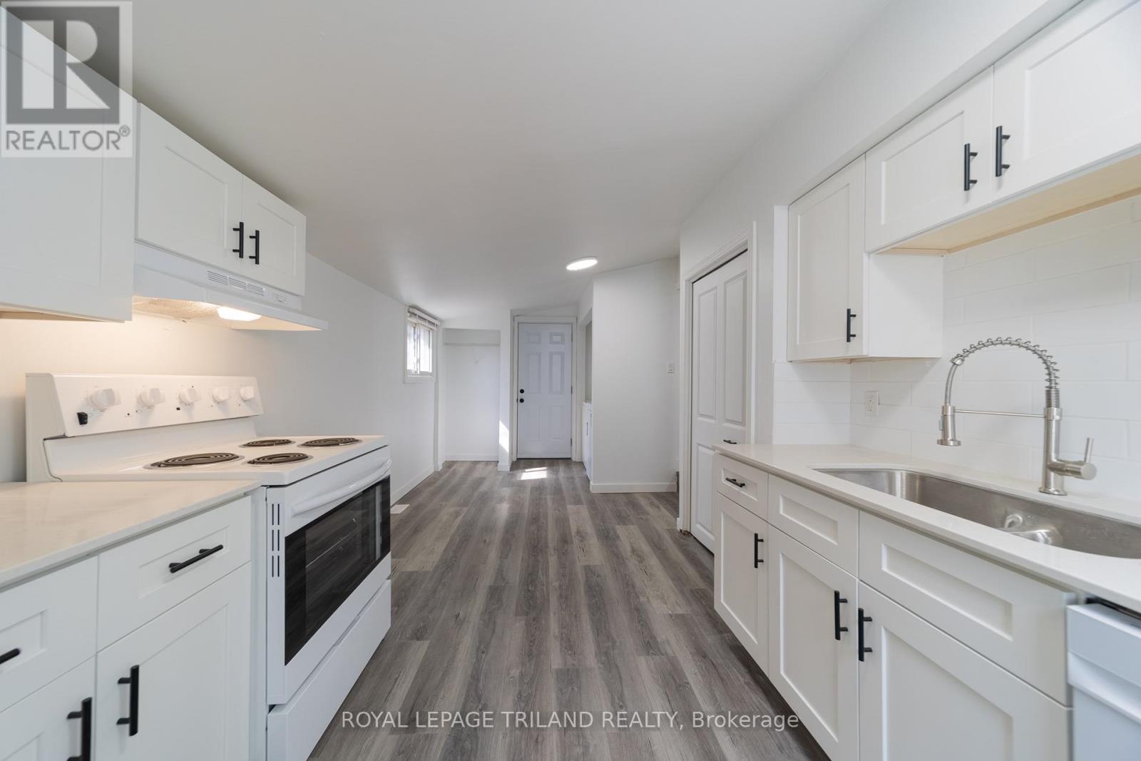 185 MAITLAND STREET - 24