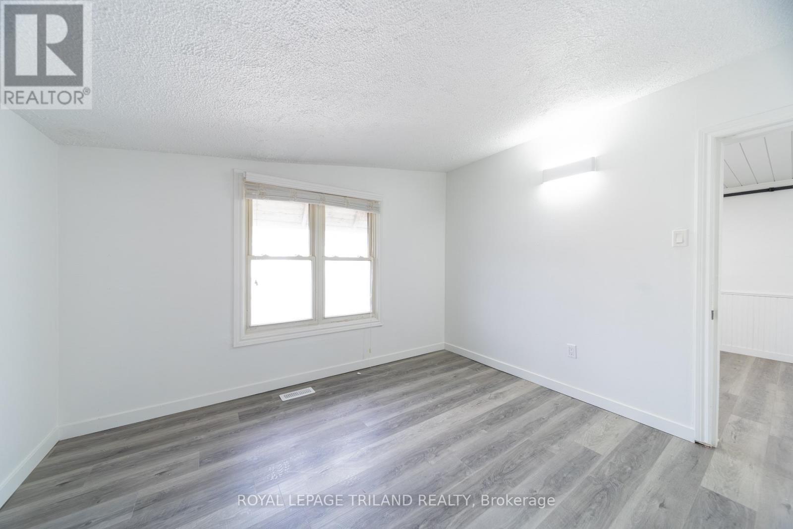 185 MAITLAND STREET - 36