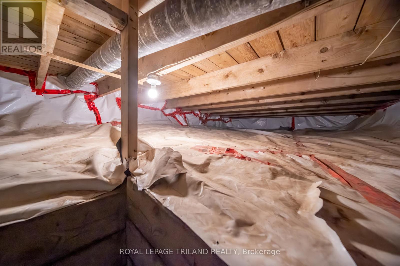 185 MAITLAND STREET - 44