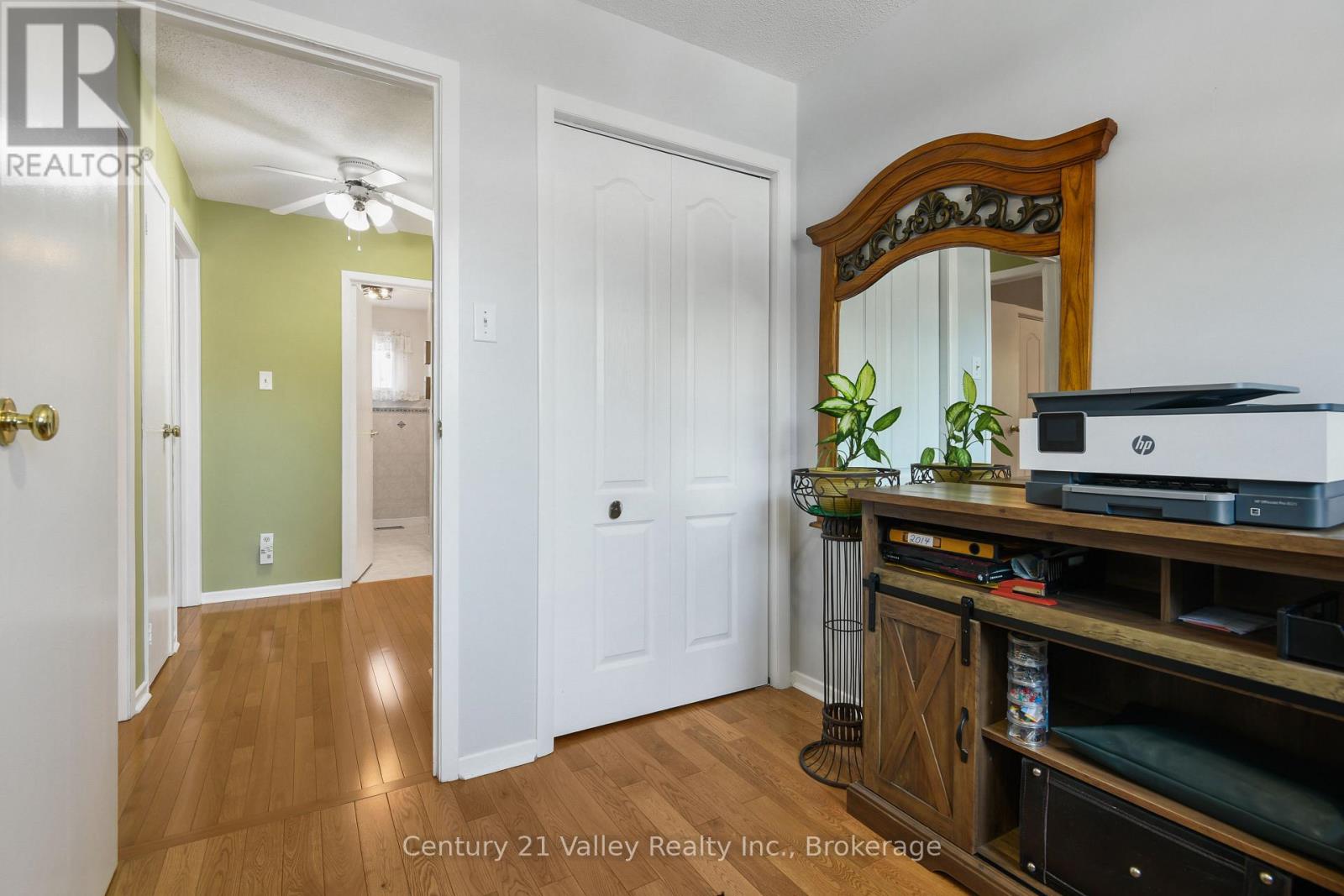 862 KEDROSKY DRIVE - 24