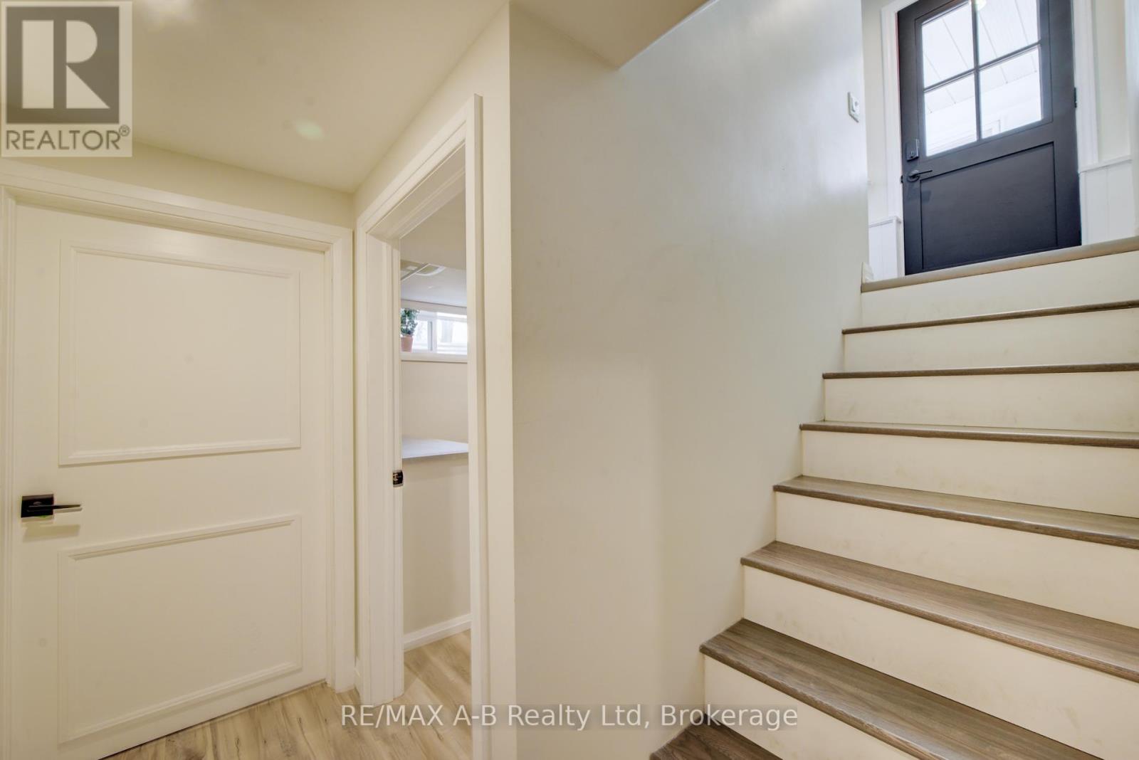 87 WILTON STREET - 23